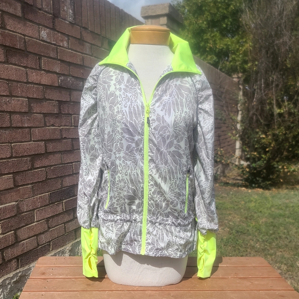 Mondetta performance gear jacket - Picture 2 of 10